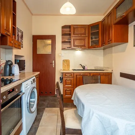 Daire Charming 2bdr Heart Of Main Street Sofya