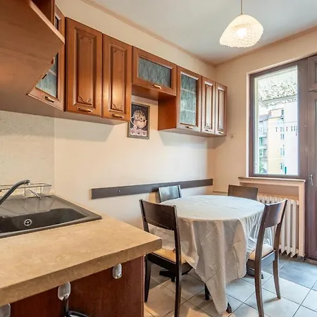 Charming 2bdr Heart Of Main Street * Σόφια