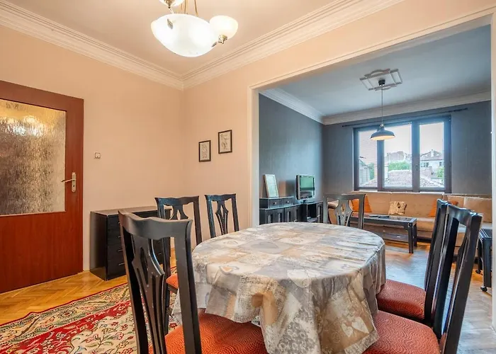 Апартамент Charming 2bdr Heart Of Main Street *