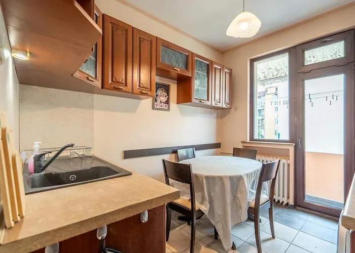 Charming 2bdr Heart Of Main Street * Sófia