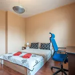 Charming 2bdr Heart Of Main Street Apartamento Sofía